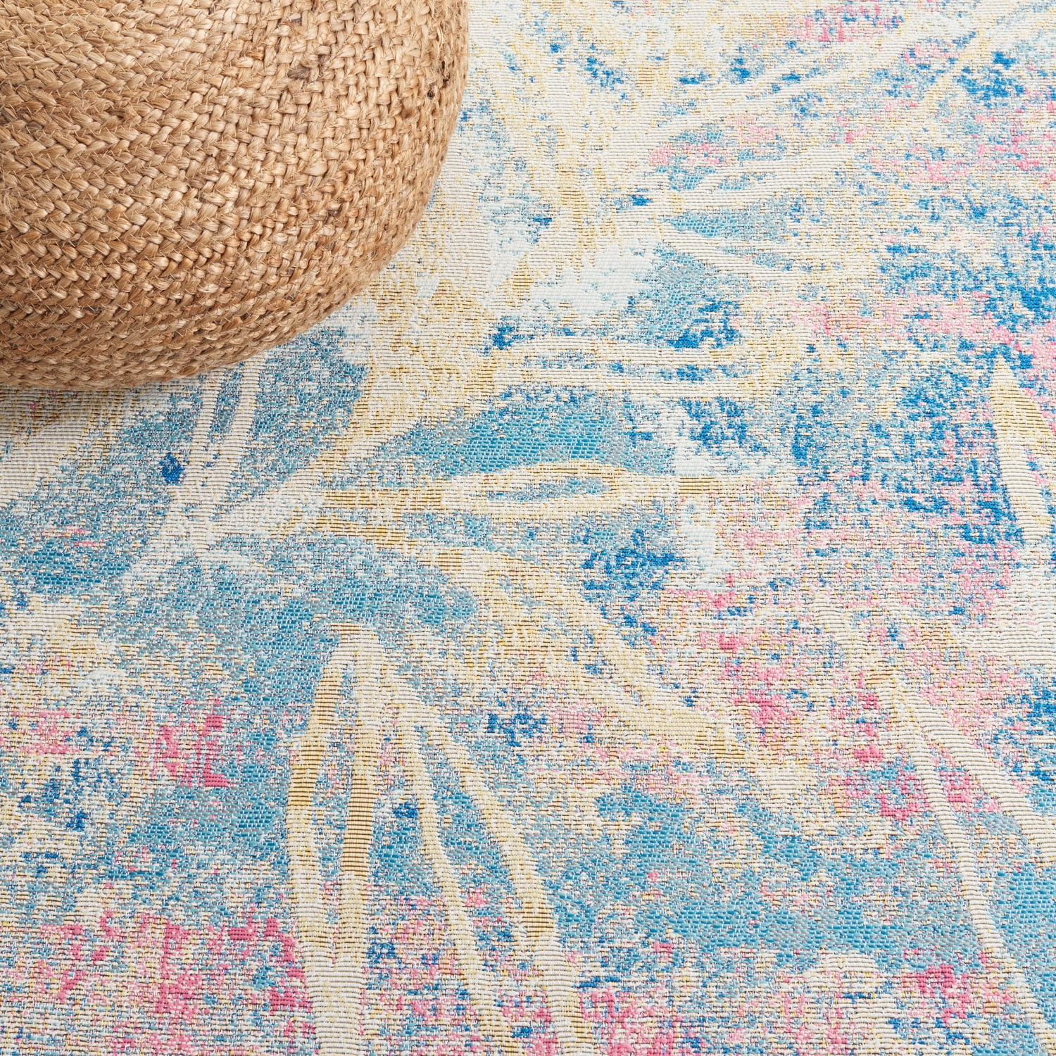 SAFAVIEH Barbados Tobon Botanical Indoor/Outdoor Area Rug, Light Blue/Ivory, 6'6" x 6'6" Round