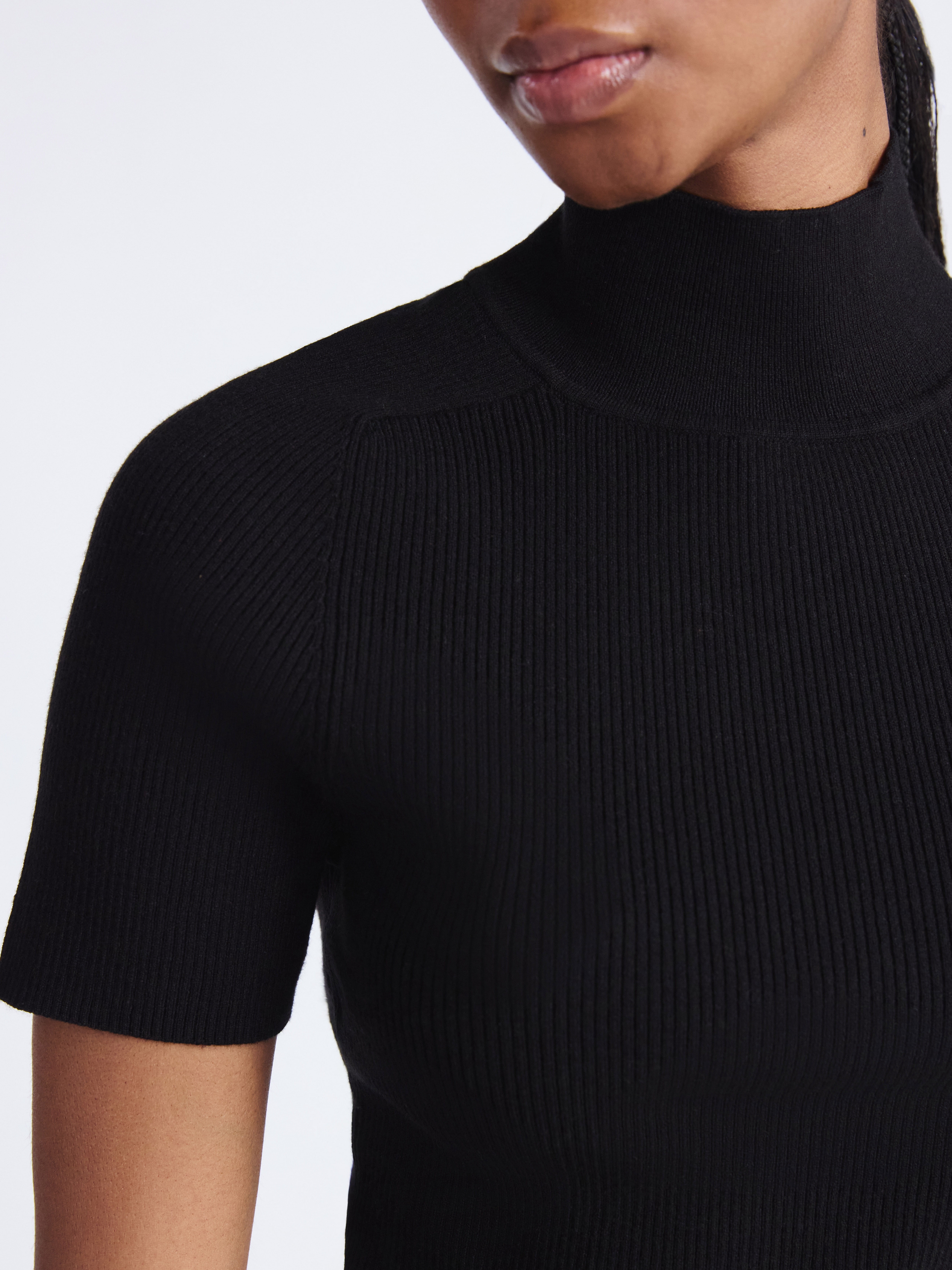 Free Assembly Women's Cozy Yarn Mock Neck Sweater with Short Sleeves, Lightweight, Sizes XS-XXL