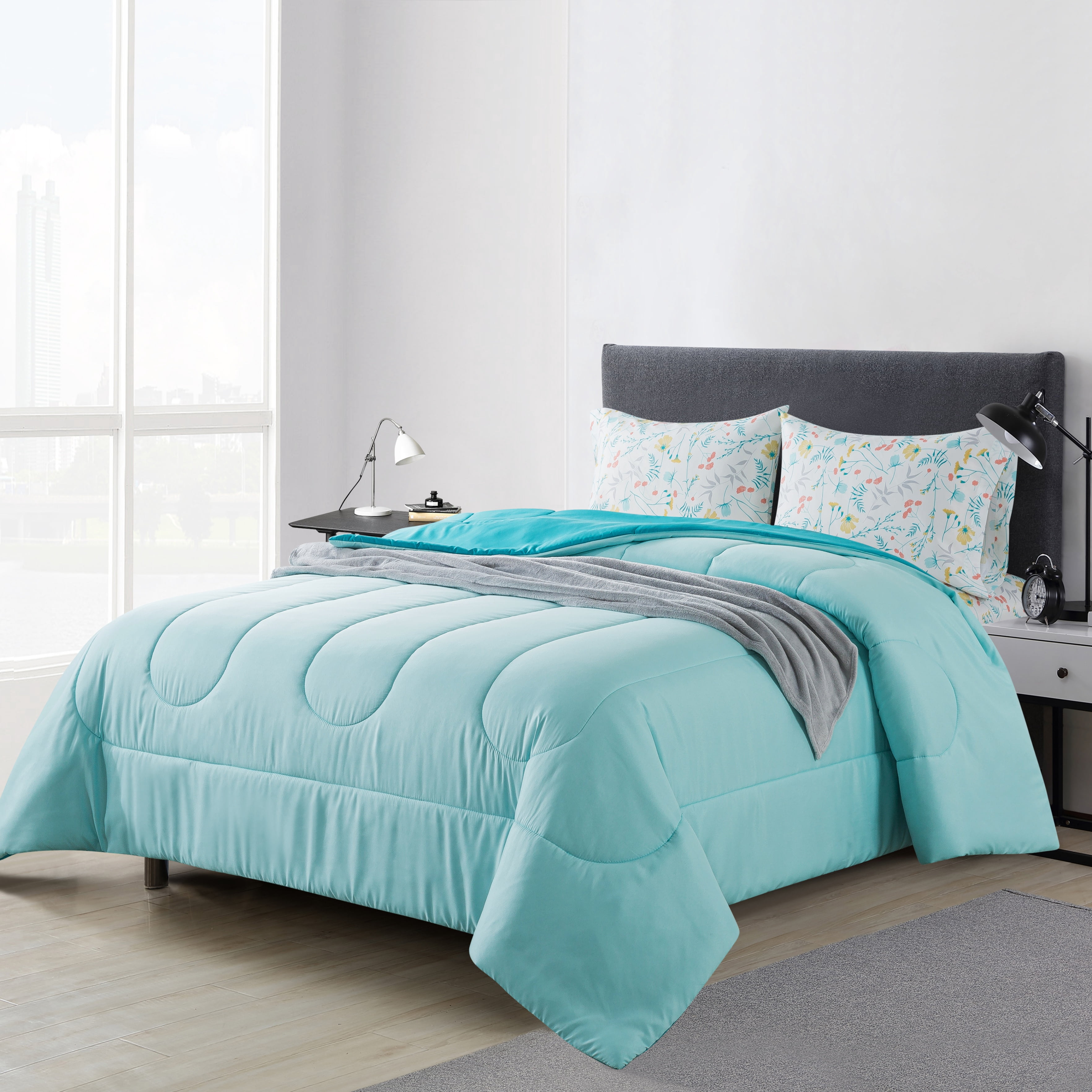 Mainstays Teal 5 Piece Bed in a Bag Comforter Set with Sheets and Plush Throw, Queen