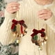 thumbnail image 4 of Colgante de Simulación Navideña con Forma de Coche Navideño y Corona de Flores Pequeñas., 4 of 4