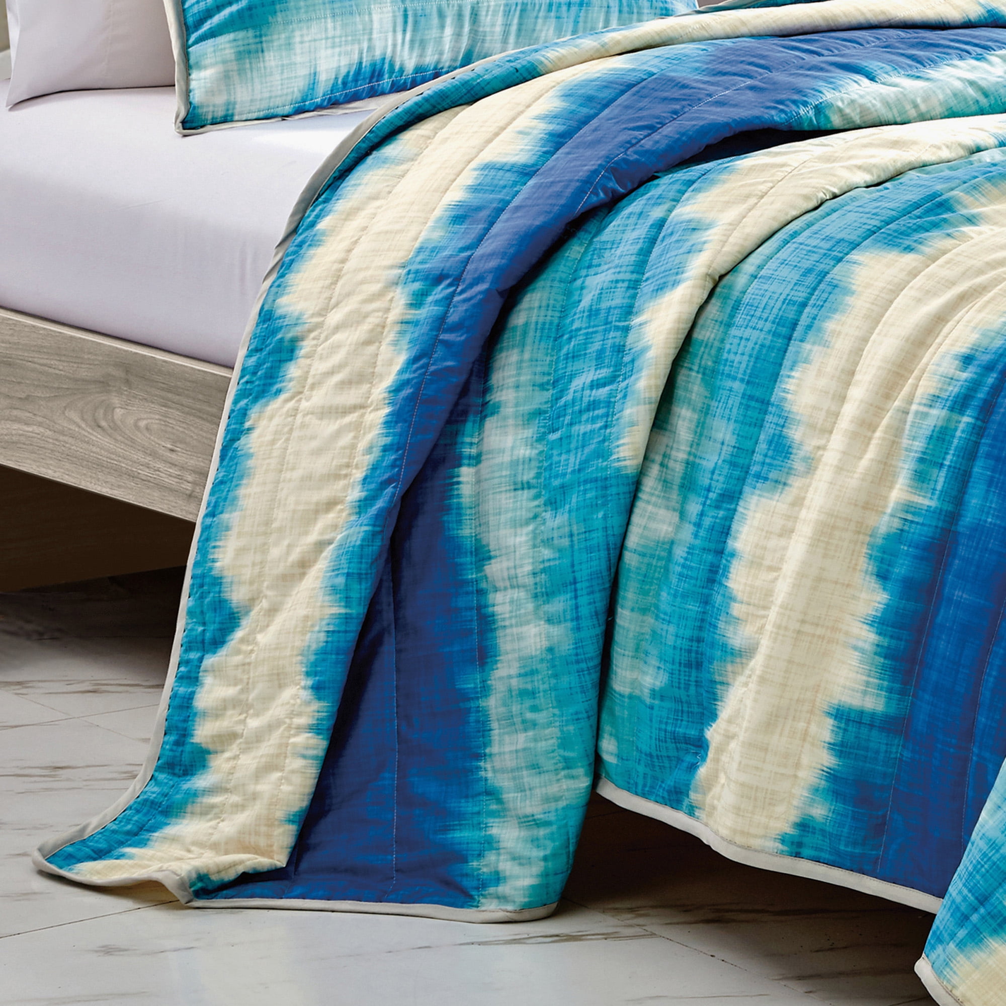 Tie-Dye Blue & Cream 3 Piece Reversible Bedspread Set,Queen