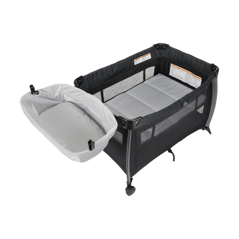 Safety 1st Play-and-Stay Play Yard