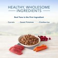 thumbnail image 4 of BLUE Healthy Gourmet Flaked Tuna Entrée Wet Cat Food, 4 of 5