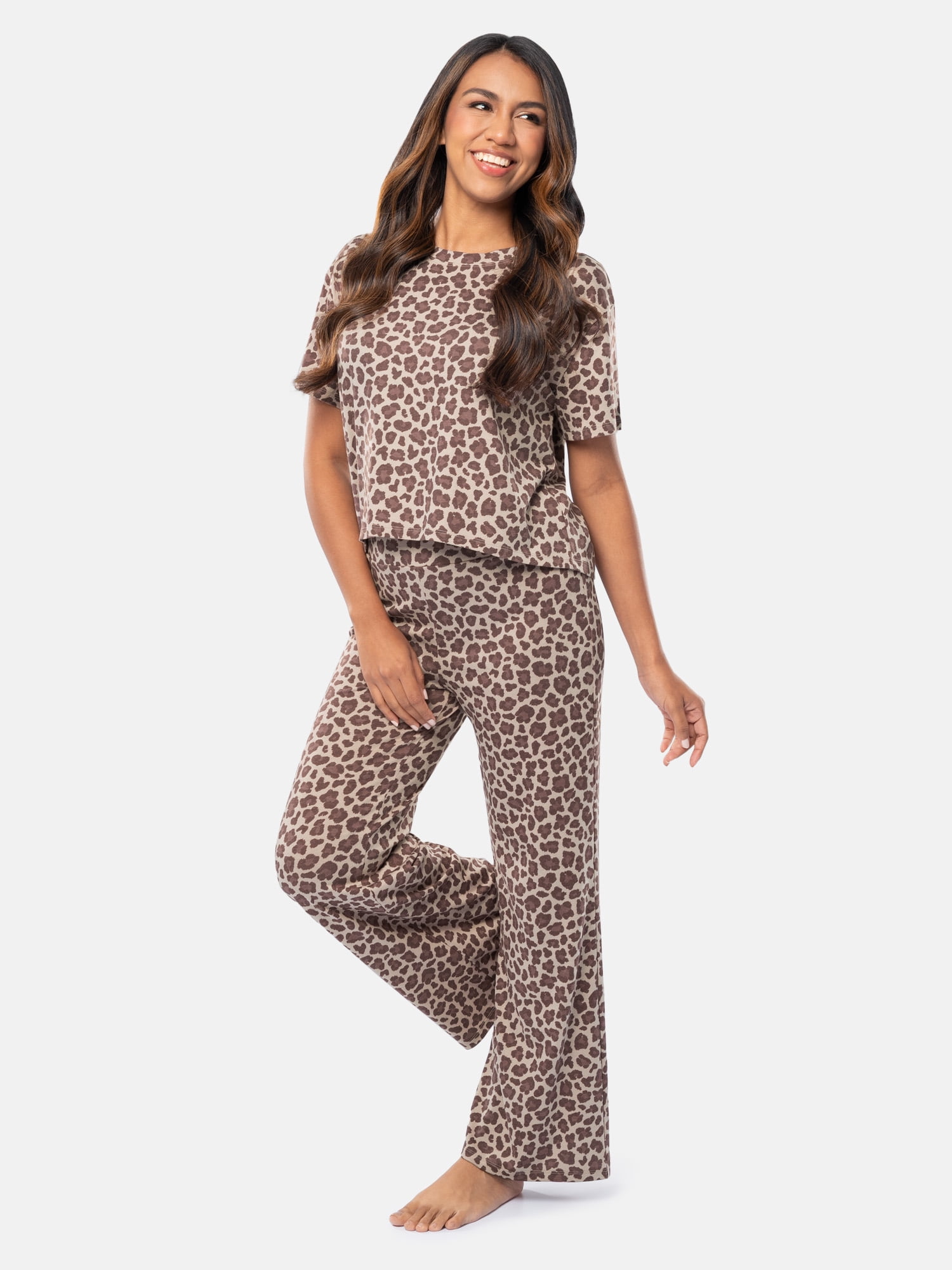 Fruit of the Loom Women's Breathable Short Sleeve Top and Pant Pajama Set, Sizes S-4X