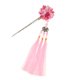 thumbnail image 1 of Palillo para el cabello con patrón vintage y borlas de perlas, accesorios para el cabello para mujer Rosado, 1 of 7