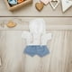 thumbnail image 4 of Conjunto de ropa para muñecos de peluche: Sudadera con capucha y pantalones para osito de peluche. Ropa adorable para muñecos de 30 cm. Ideal para que los niños jueguen con sus peluches., 4 of 8