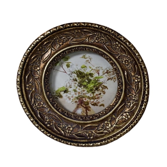 Small Antique Round Picture Frame Ornate Resin Carving Bronze Photo Frame Wall and Tabletop Display Home Decors