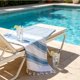 thumbnail image 1 of Toalla de playa a rayas con borlas | Toalla de baño ligera de secado rápido | Toalla de viaje de rápida absorción para piscina, camping y picnic | Manta de playa de poliéster suave, 1 of 6