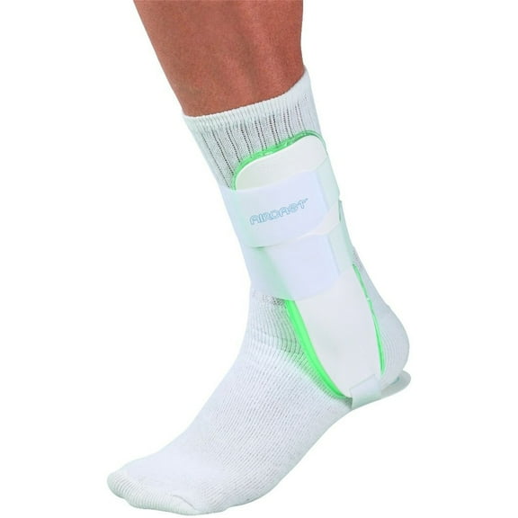 Mueller Aircast Sport Left Ankle Brace, Universal Size