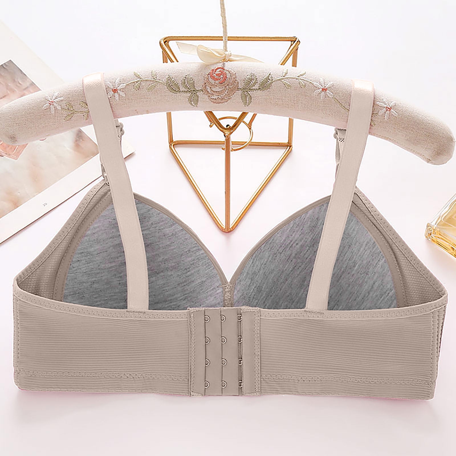 Pejock Everyday Bras for Women, Women's Ultimate Comfort Lift Wirefree Bra  Sexy Bra Without Steel Rings Sexy Vest Large Lingerie Bras Everyday Brass