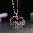 thumbnail image 3 of Collier pour Femmes Collier à Clavicule en Forme de Nid d'Abeilles à la Mode, 3 of 6