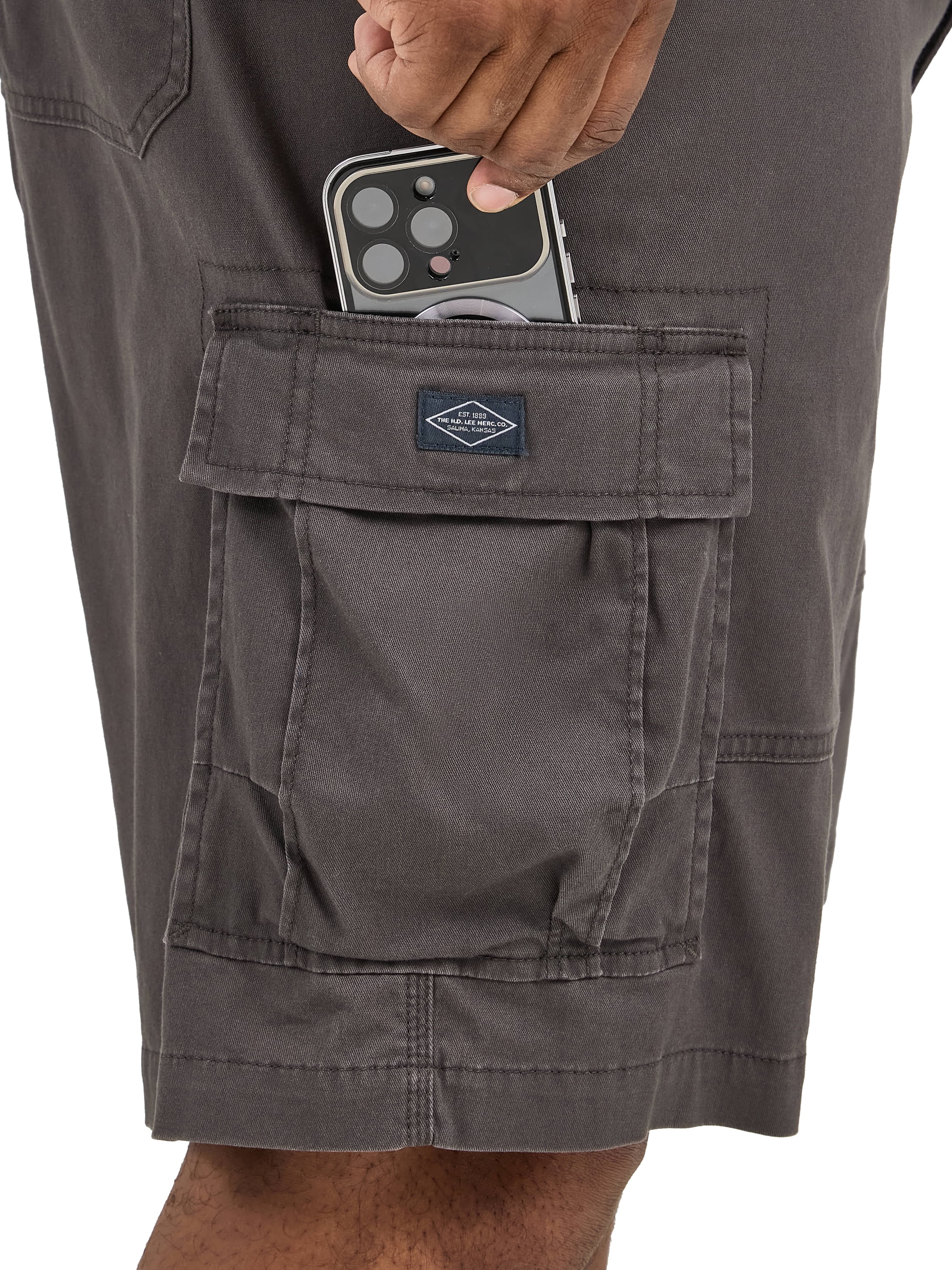Lee® Men's Big and Tall Extreme Motion 11" Carolina Cargo Short