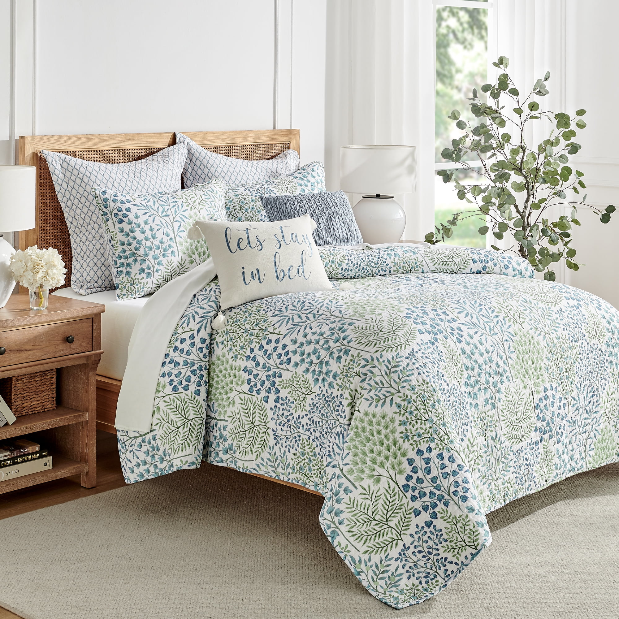 Vianney Twin Size Comforter – Novo Terrazzo Geometric Design, Reversible To Solid Sage Green, 71"x93"