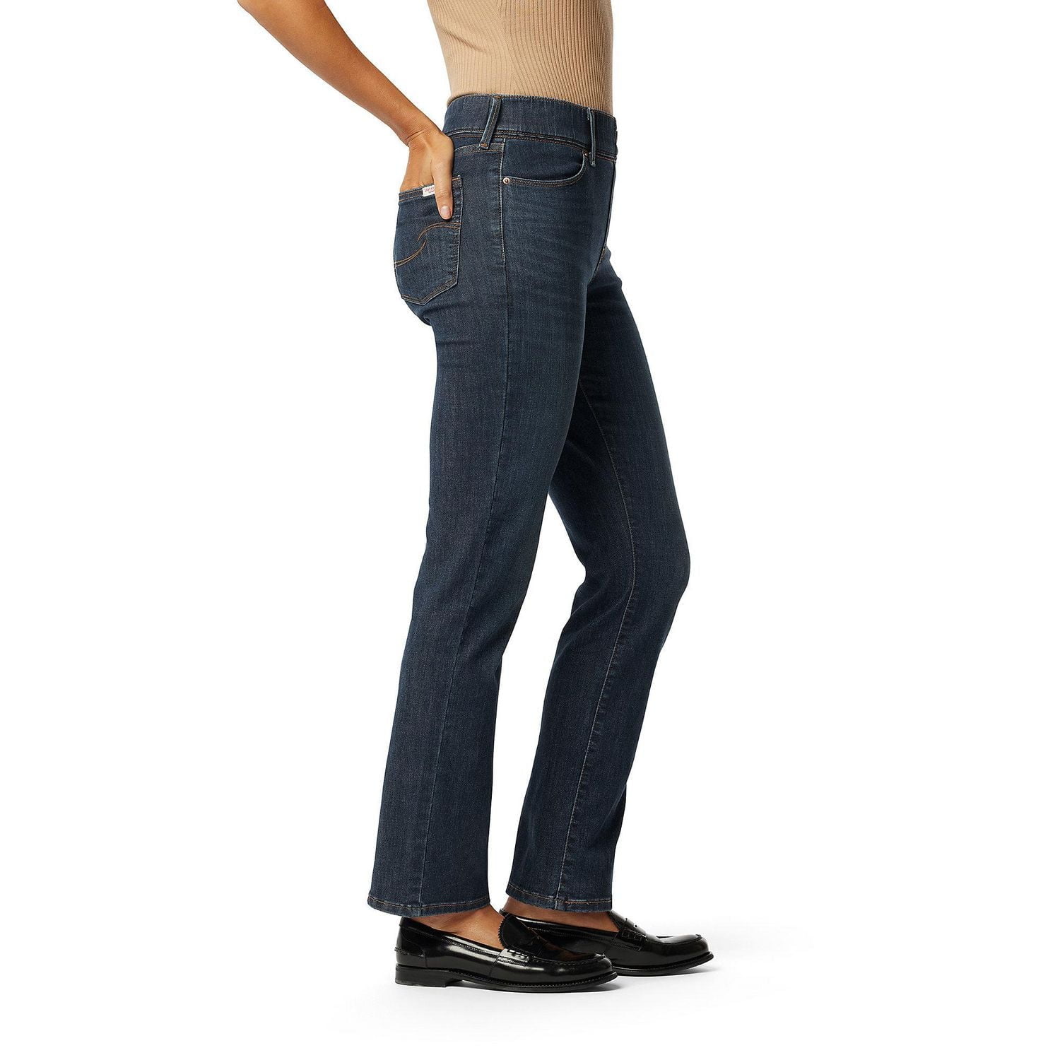Levi Strauss Signature™ Women’s Shaping Perfect Pull-On Straight Jeans
