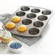 thumbnail image 3 of Molde para magdalenas GoodCook Everyday, acero antiadherente, 12 tazas, gris, 3 of 6