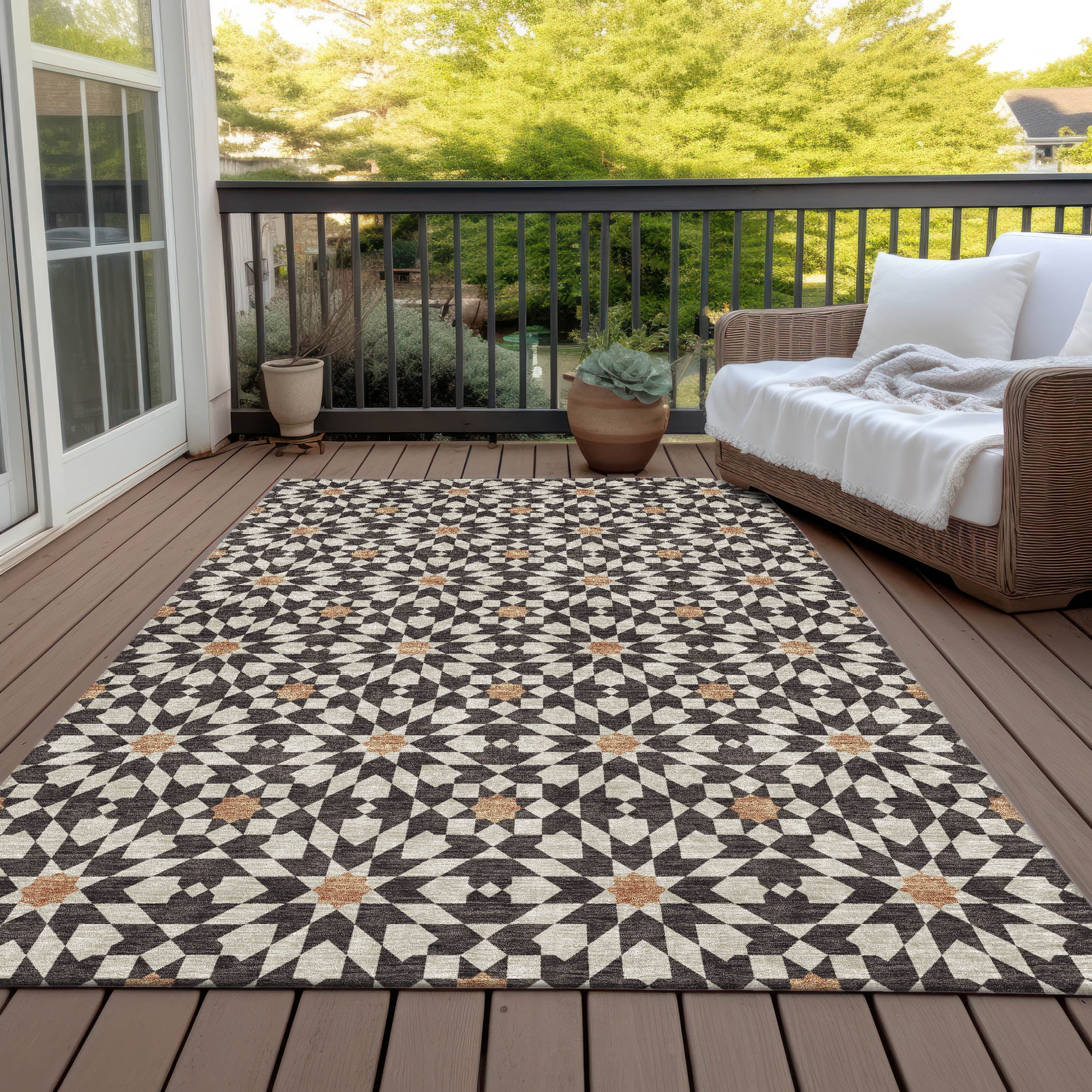 Addison Rugs Chantille Indoor/Outdoor Transitional Spiral Charcoal Washable Rectangle Rug, 5' x 7'6"