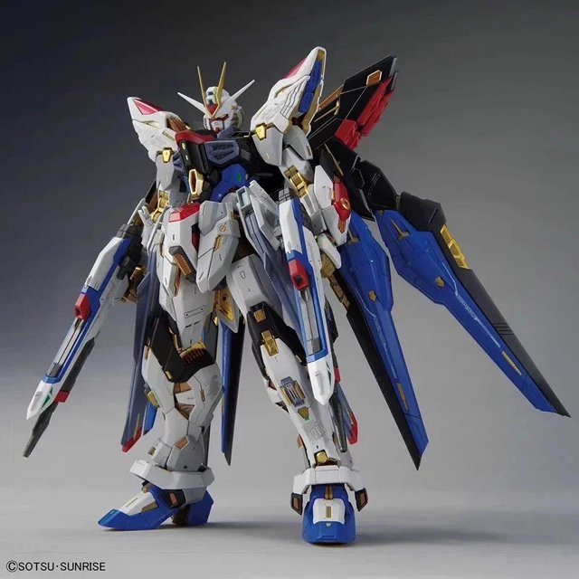 1/100 Mgex Strike Freedom figura de acción Mg Sotsu Sunrise figuras Kit de juguete de acción Kits de robots coleccionables modelos juguetes regalos para niños