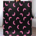 thumbnail image 1 of Manta para sofá de 50 x 60 pulgadas, diseño de silueta de murciélago rosa de Halloween, suave y acogedora manta de franela polar personalizada, mantas y mantas ligeras y cálidas y difusas de dibujos, 1 of 7