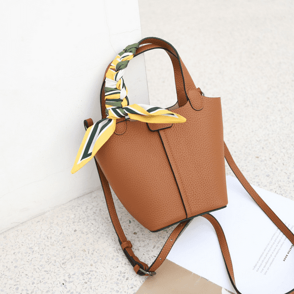 Genuine Leather Lock Design Bucket Bag Vegetable Basket, Fashionable and Versatile Shoulder Handbag