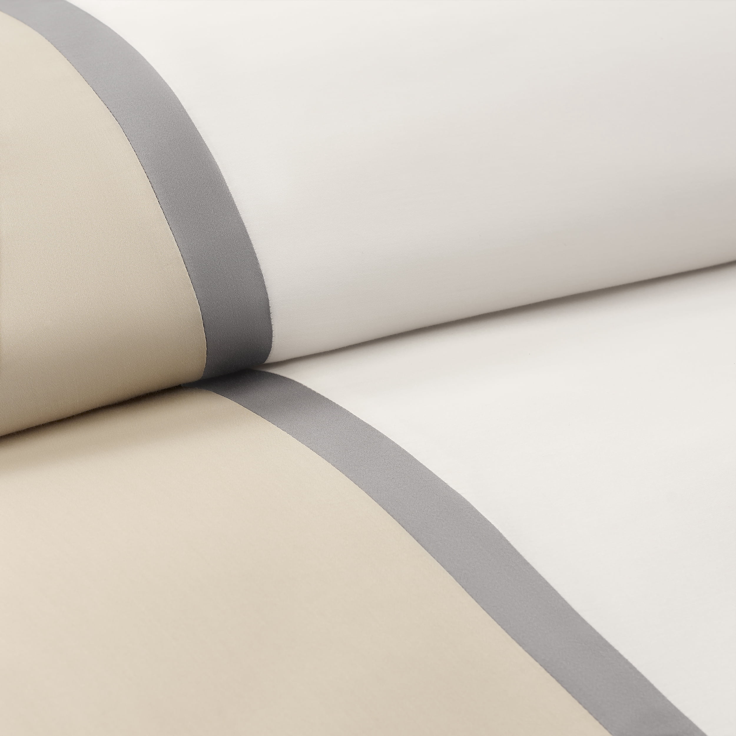 Wamsutta 1846 Cotton Tencel 3-Piece Oatmeal Henley Border Comforter Set, Full/Queen
