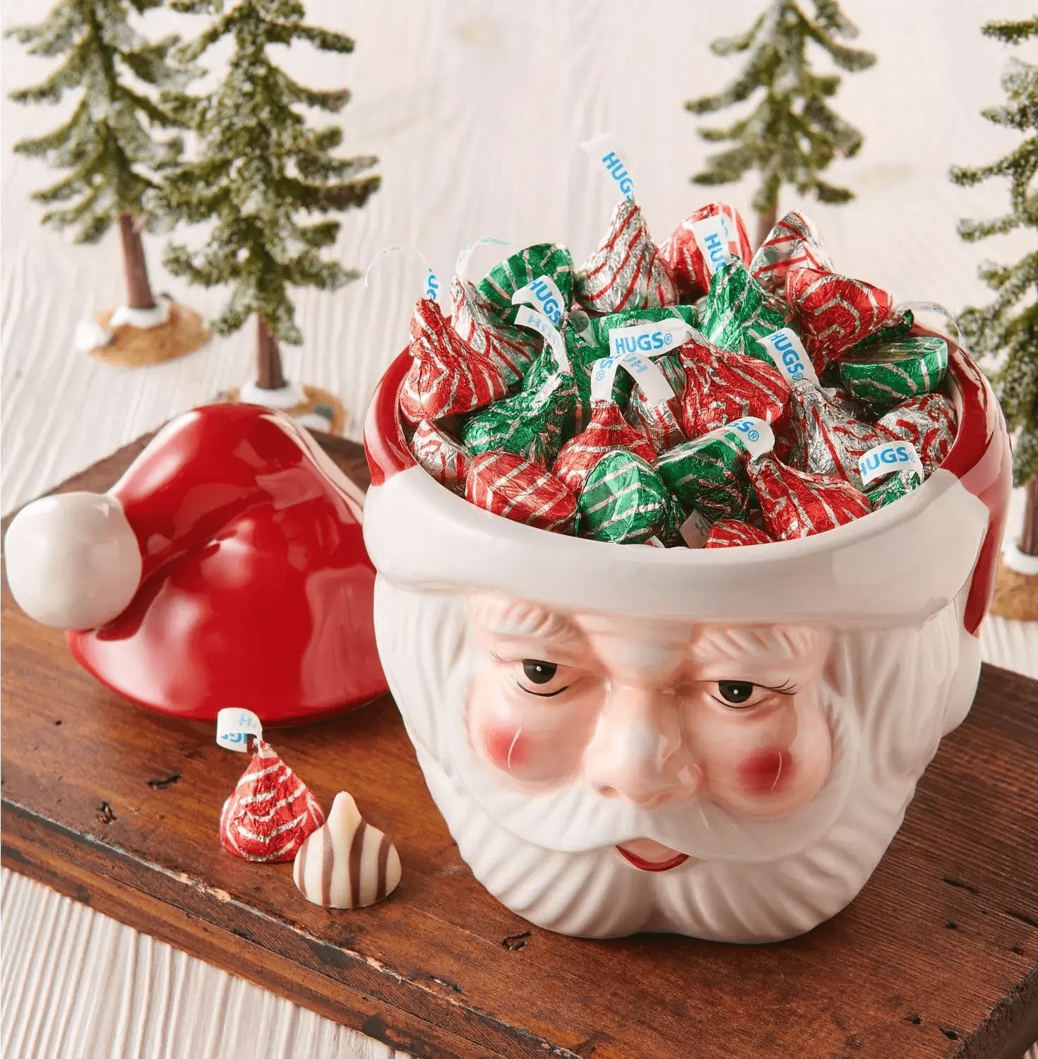 Hershey's Kisses Hugs, Milk Chocolate Hug White Crème Holiday Candy (5 Pounds)