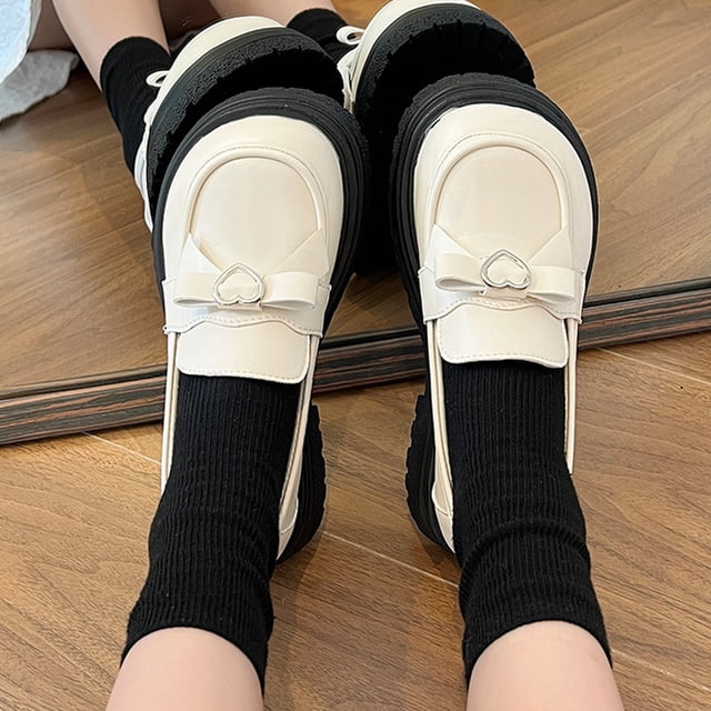 Cameland Chaussures Mary Rétro Françaises pour Femmes, Style Petit Parfum, Bout Rond, Perles, Plates, Décolleté Peu Profond, Cuir Verni Doux, Printemps