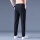 thumbnail image 3 of Pantalones de fitness de seda helada para hombre: cintura alta, cinturón ajustable, diseño de patchwork, tallas S-XXL, para el gimnasio/aire libre, 3 of 3