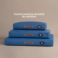 thumbnail image 2 of Cama Antiestrés de Foam ESQUIMAL Azul Mediana para Perros y Gatos, 2 of 6