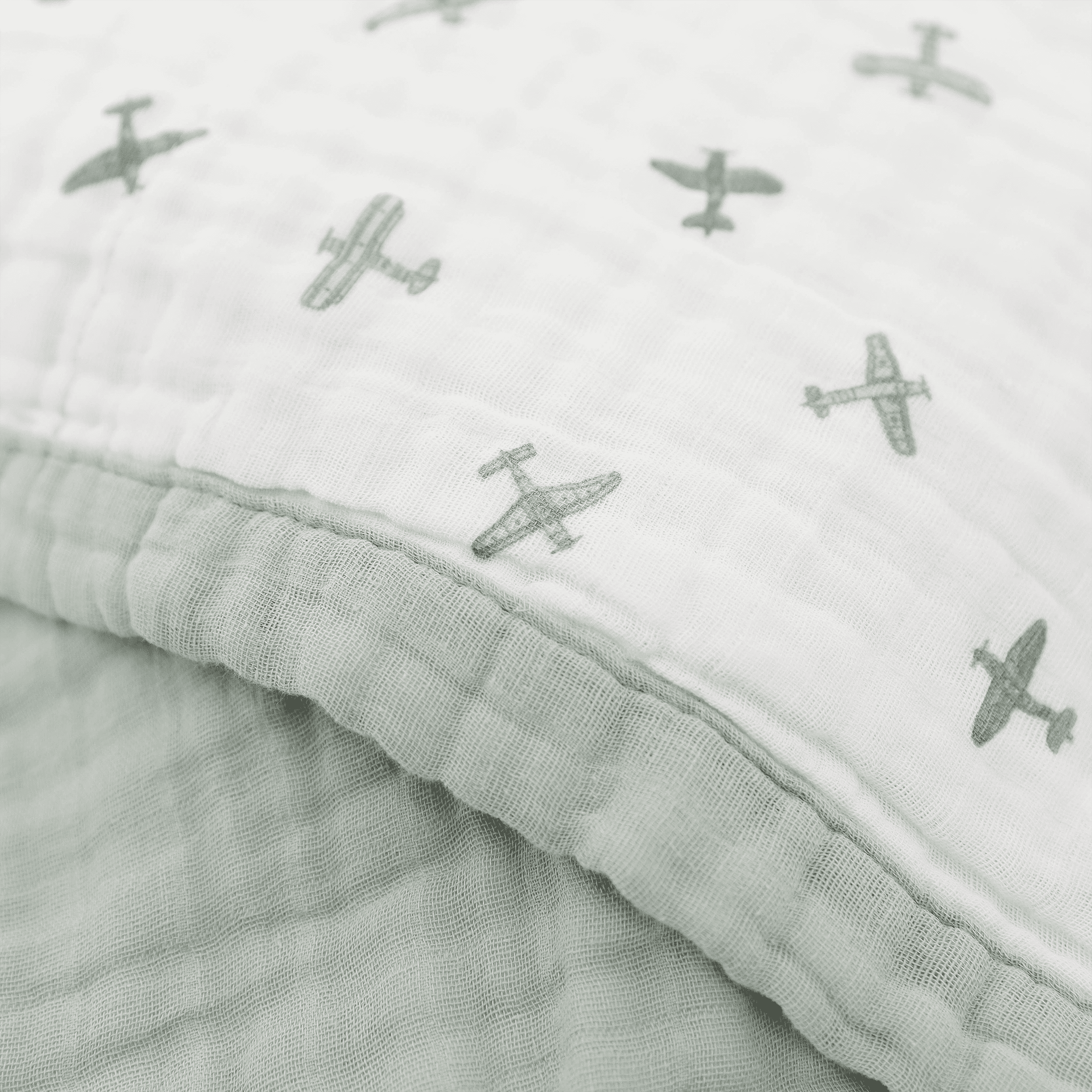 Little Unicorn Organic Cotton Muslin Baby Quilt- Pewter Planes