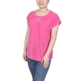 thumbnail image 2 of NY Collection Womens Petites Grommet Key Hole Blouse, 2 of 4