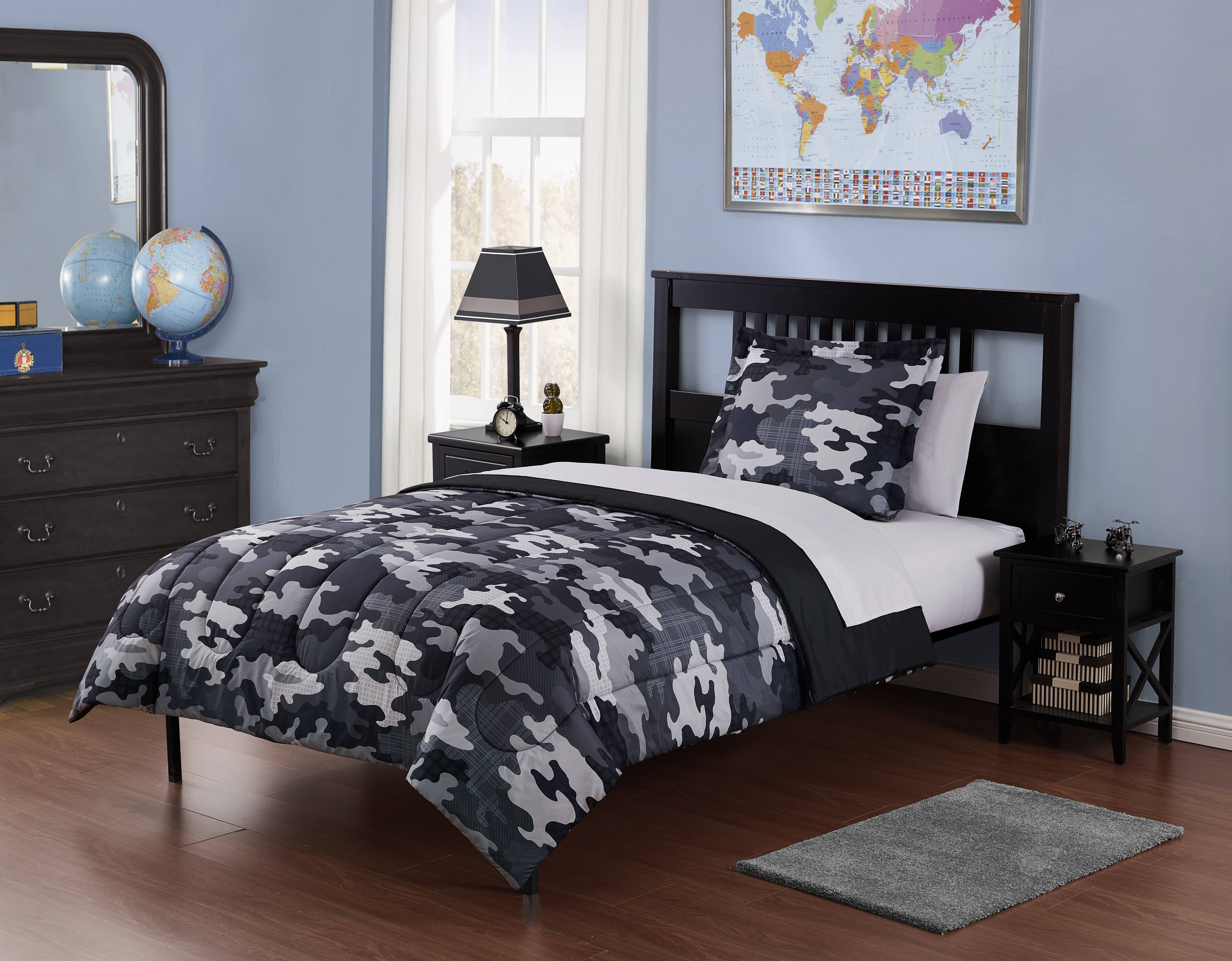 Your Zone Camouflage Bed in a Bag Coordinating Bedding Set
