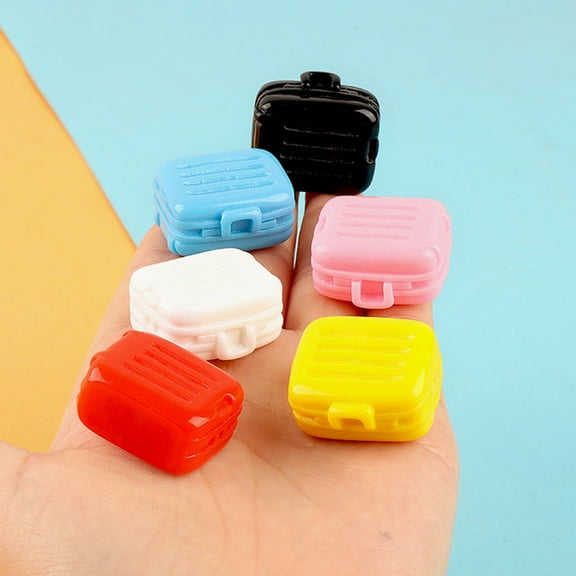 ROSENICE 6Pcs Mini Suitcase Dollhouse Enthusiasts Assorted Color Plastic Miniature Decor Simple Style 2.75X0.94X0.59In