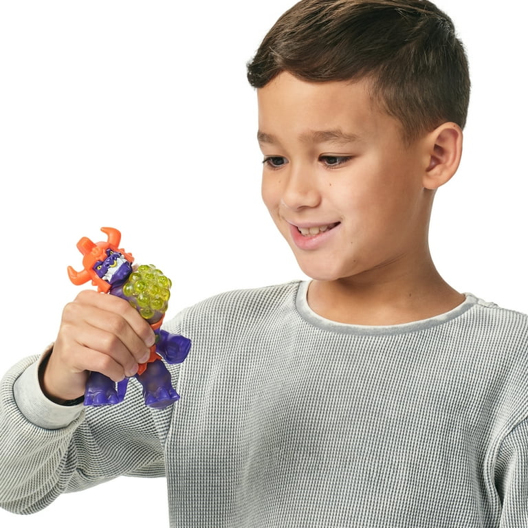 Heroes of Goo Jit Zu Stretch Strikers Stretchy Knight