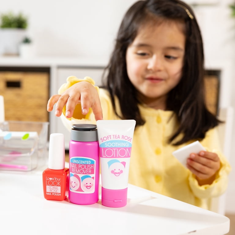 Pretend Nail Care Playset with Spa Accessories photo 6