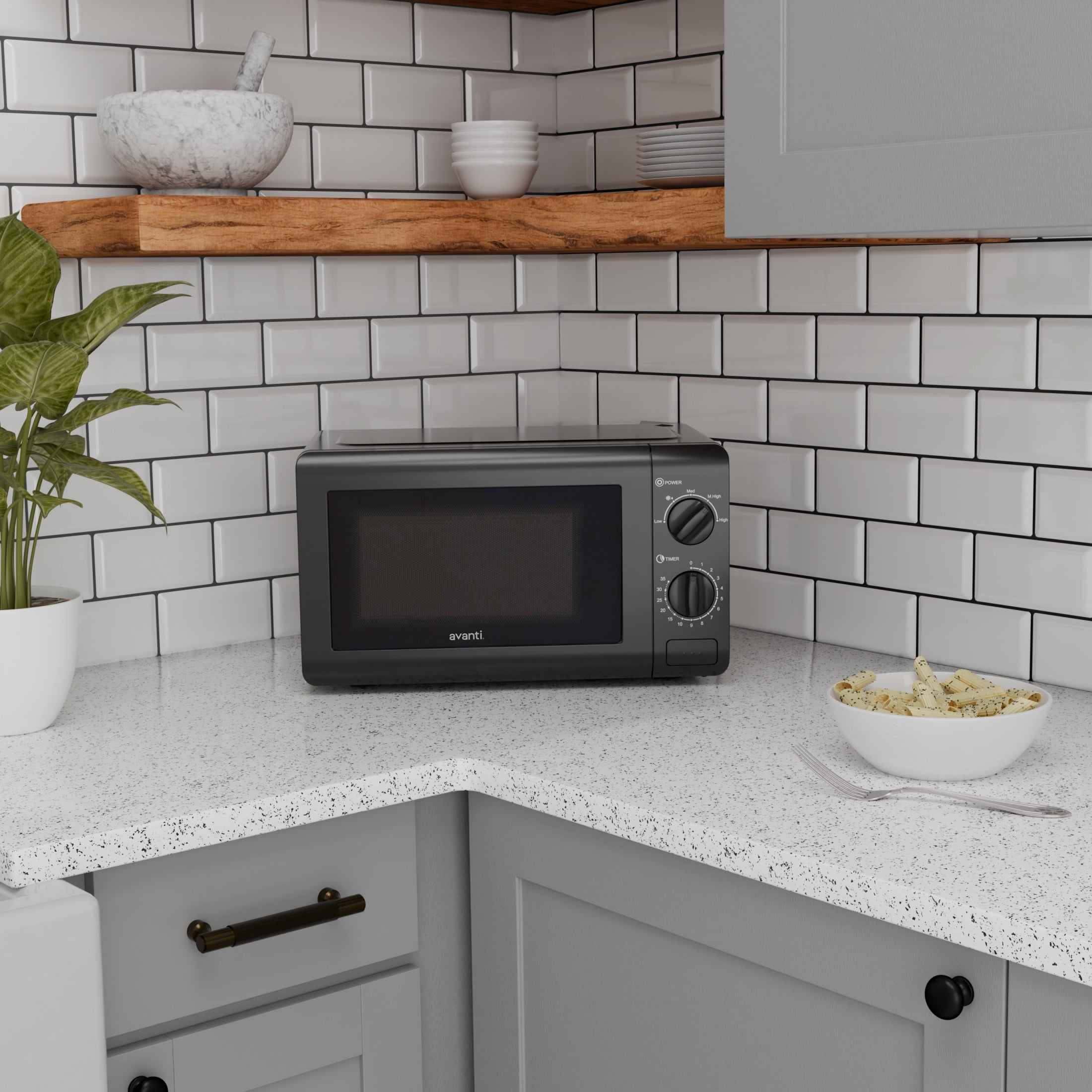 Avanti Microwave Oven with Mechanical Dials, 0.7 cu. ft., in Black (MM07V1B)