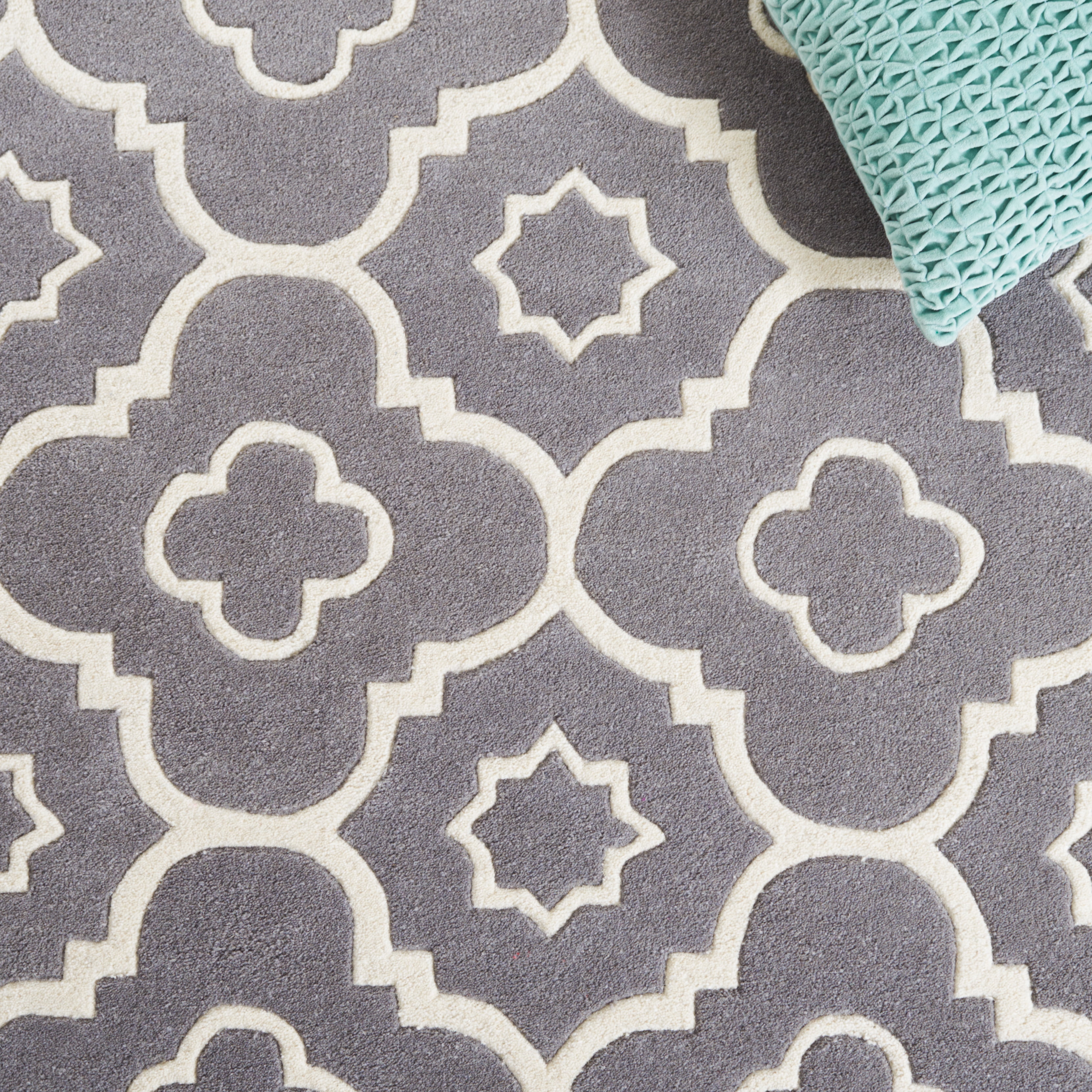 SAFAVIEH Chatham Diego Geometric Wool Area Rug, Dark Gray/Ivory, 2' x 3'