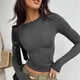 thumbnail image 1 of Camiseta ajustada de manga larga Nikou para mujer tipo túnica con tecnología innovadora, 1 of 7
