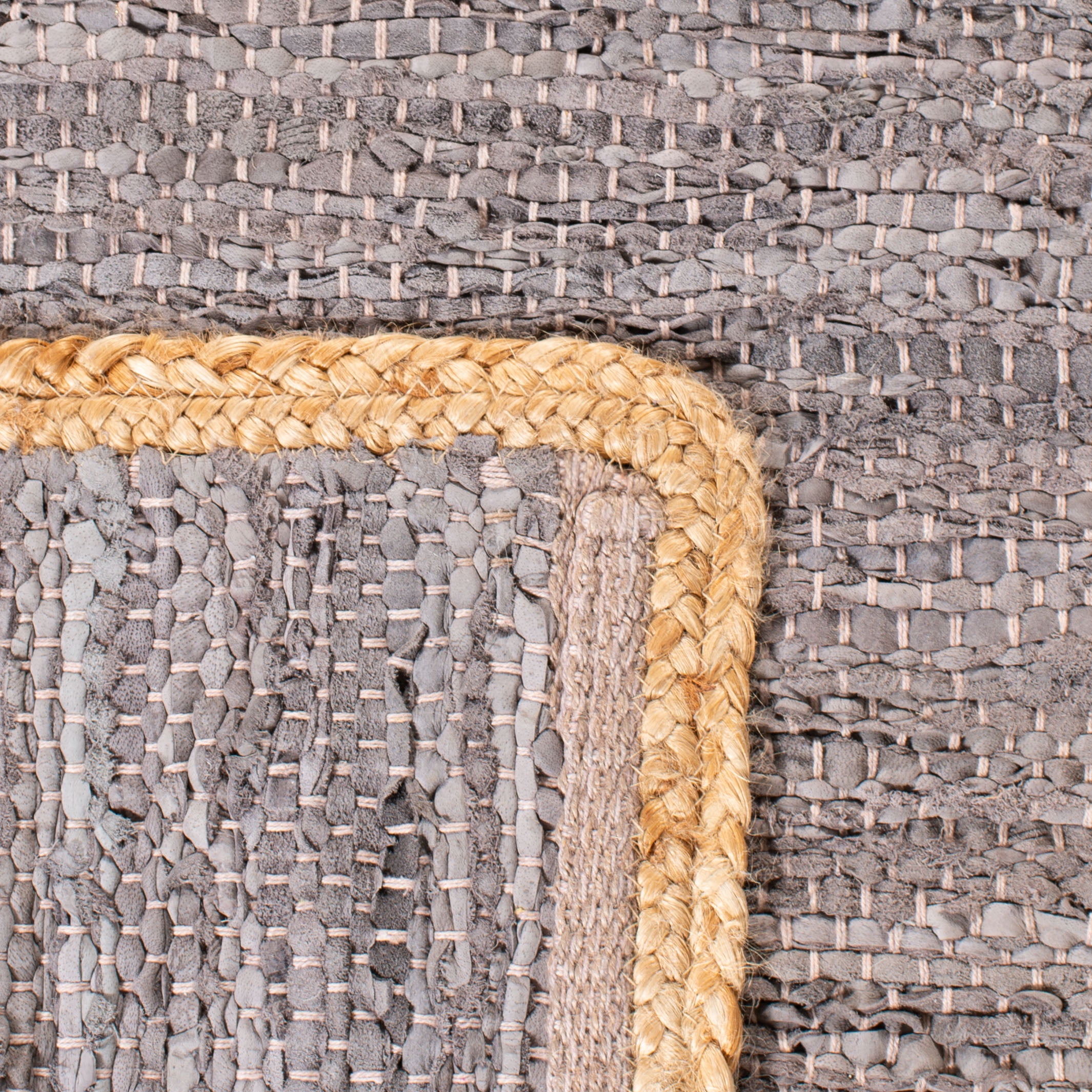 SAFAVIEH Cape Cod Ainsley Texture/Embroidery Area Rug, Light Gray/Natural, 3' x 5'