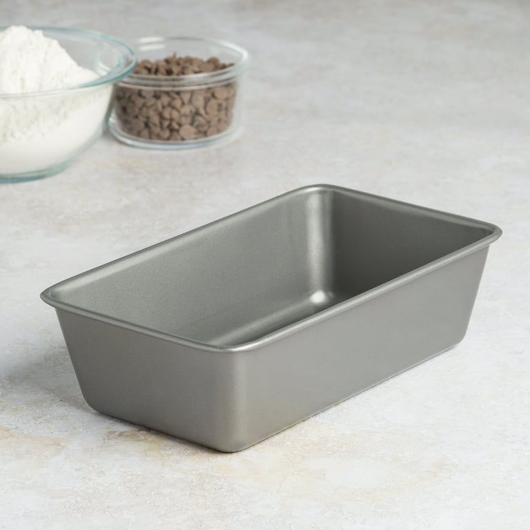 Saveur SELECTS 10-Inch Loaf Pan, Non-Stick, Warp-Resistant Carbon Steel, Dishwasher Safe, Artisan Bakeware Series