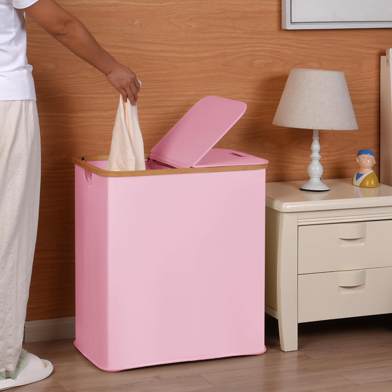 Laundry Hamper with Lid, Double Laundry Hamper with 2 Removable Bags, 2 Section Laundry Basket with Bamboo Handles for Bathroom, Bedroom & Laundry Room (Pink, 140L Dual)