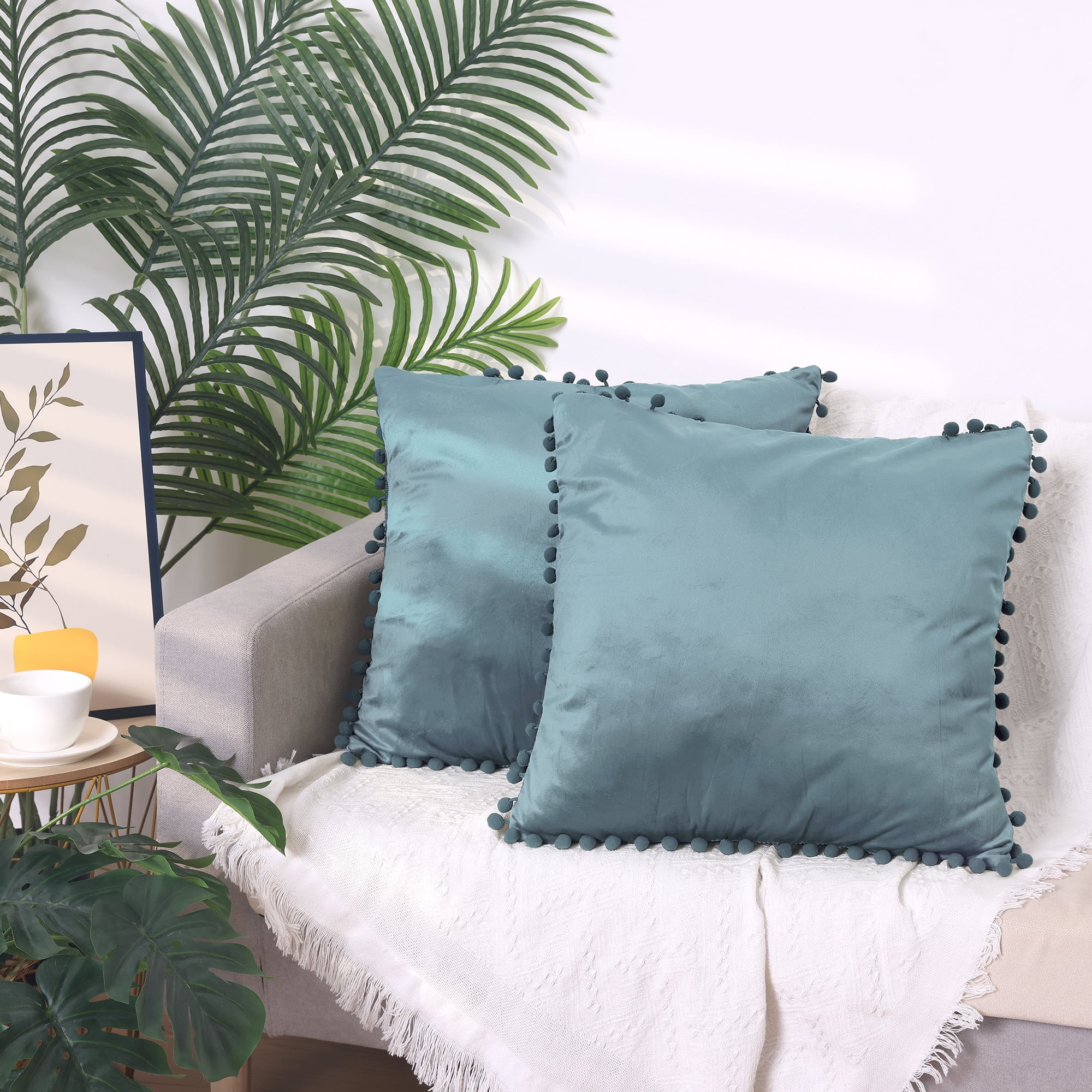 Unique Bargains Velvet Throw Pillow Covers 4 Pcs Pompoms Decorative Pillow Cases Blue/Dark Blue 18" x 18"