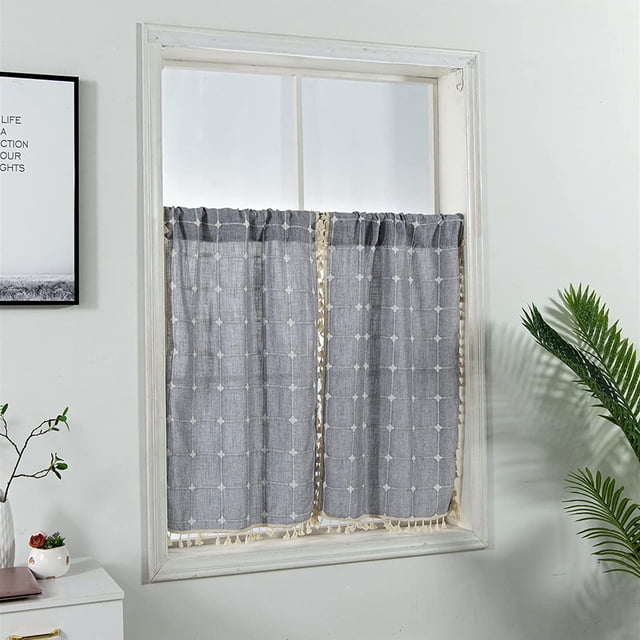 YoKii Rideaux de Cuisine Boho 36 Pouces de Longueur, Panneau de Fenêtre Court en Coton Lin Style Ferme Moderne Rideaux Café à Pompons Semi-Transparents Petit Rideau Décor (Niveaux - 24 x 36, Gris Foncé)