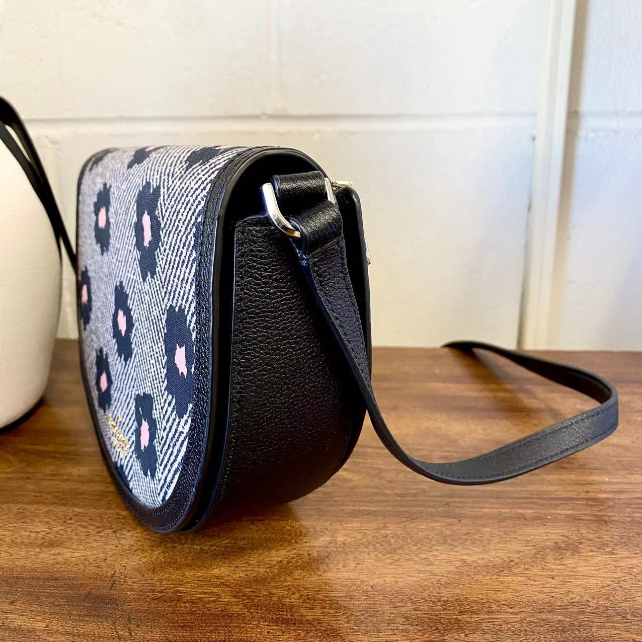 Kate Spade New York Luna Crescent Colorblock Flap Crossbody Bag (Black Multi)