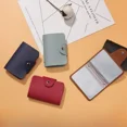 thumbnail image 4 of Tarjetero de cuero con 24 ranuras para hombre y mujer, cartera Simple de Color sólido, organizador de tarjetas de identificación y crédito, novedad, 4 of 5
