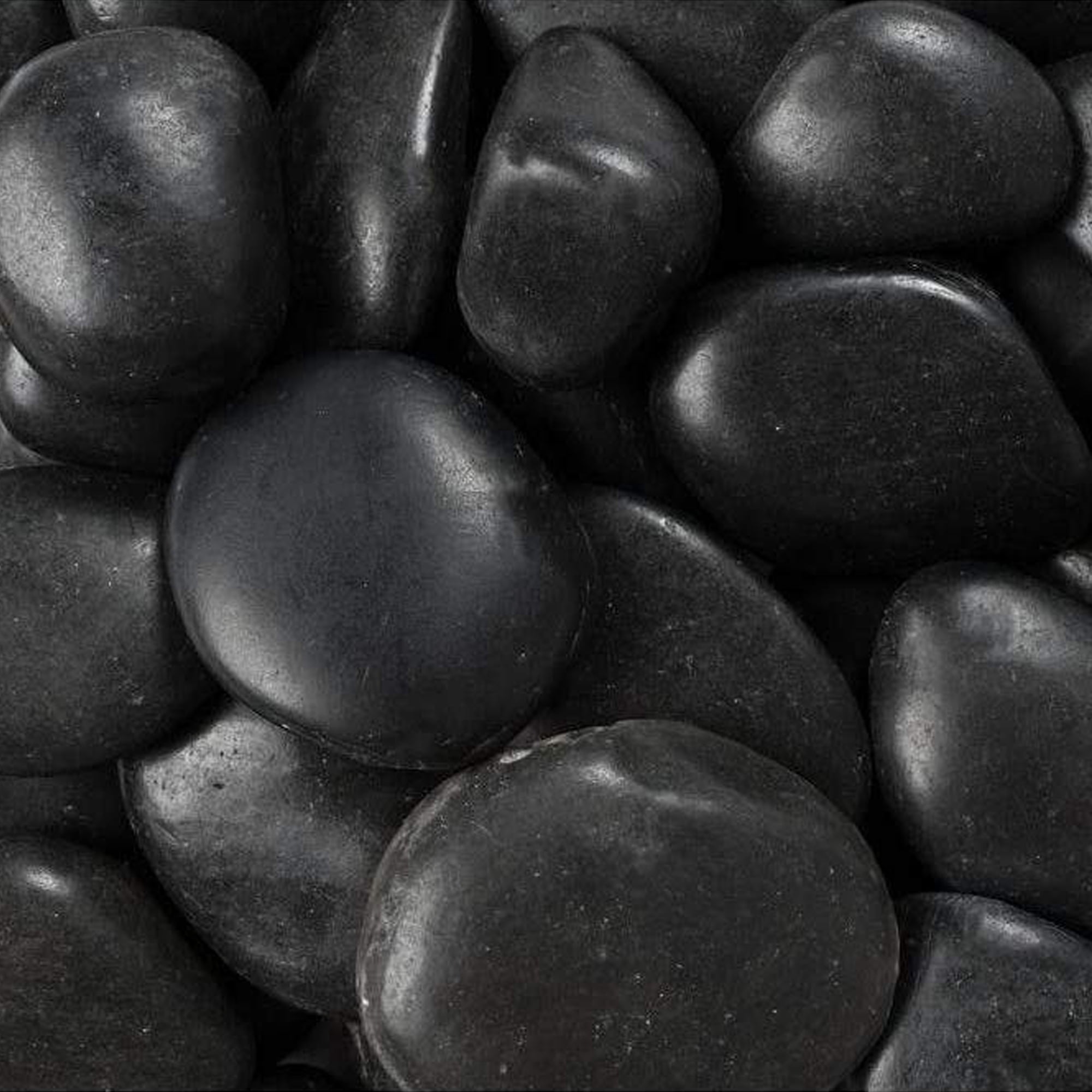 Rainforest, Outdoor Decorative Stone, Polished Pebbles, Black, 1-2", 900lbs.