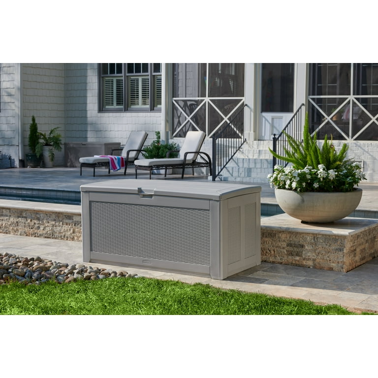 Rubbermaid Outdoor Extra-Large Deck Box with Seat, Gray & Brown, 121 Gallon  