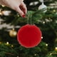 thumbnail image 4 of Adornos navideños, regalos navideños, bolas navideñas, adornos navideños, bolas peludas para decorar el árbol de Navidad, artículos para realzar coronas, bolas de poliéster., 4 of 6