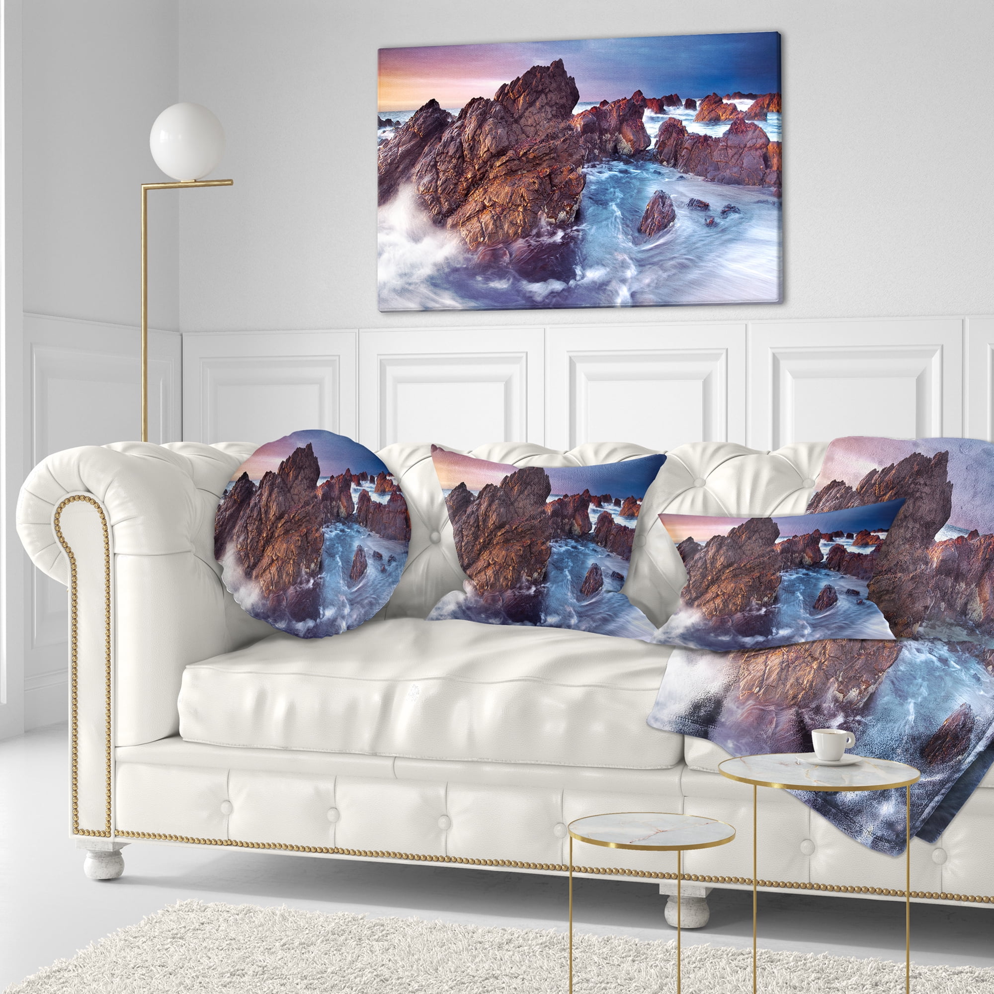 Designart Rugged Beauty Landscape - Photography Throw Pillow - 12x20