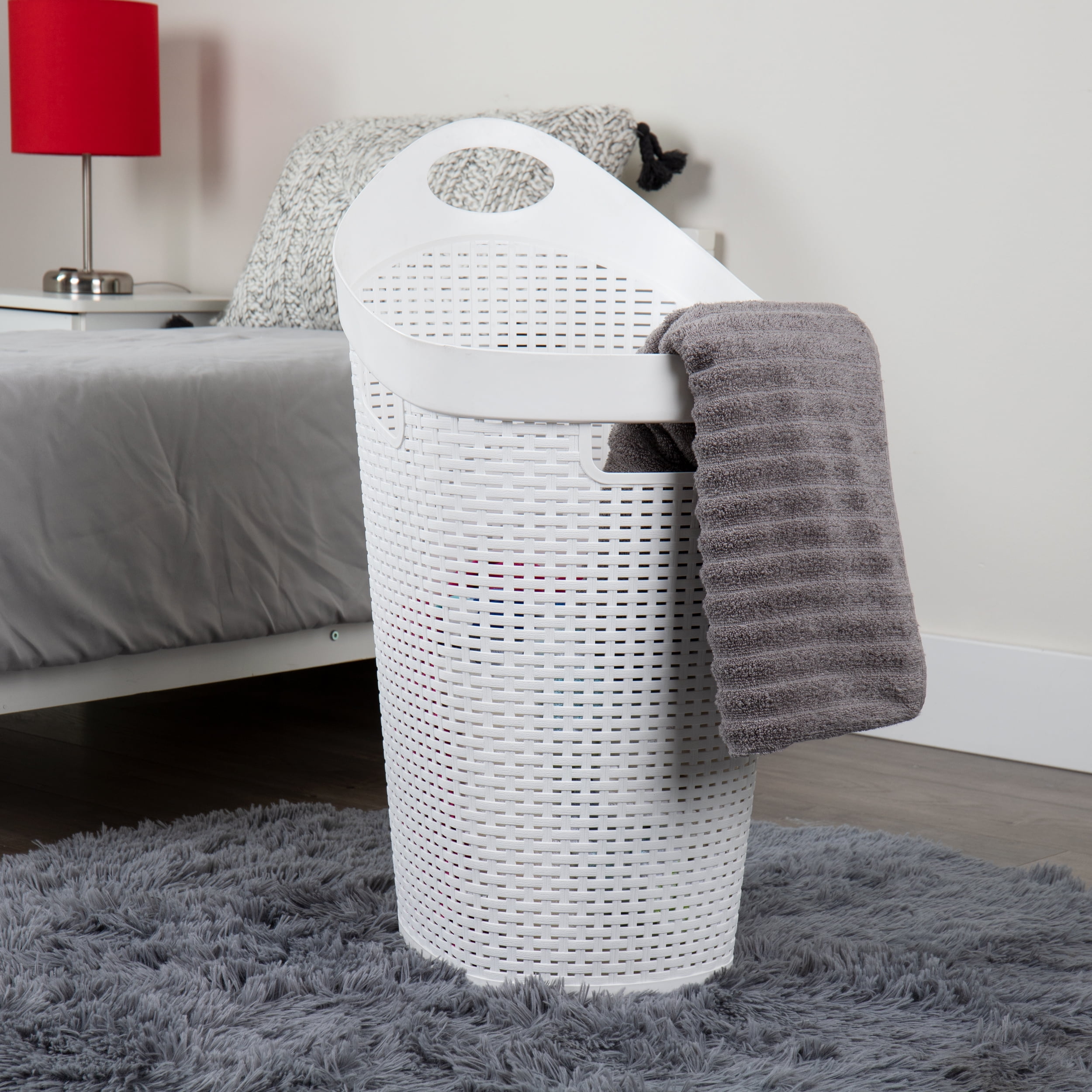 Mind Reader 60L Rolling Laundry Hamper, Clothes Basket, Lid, Wheels, Wicker Style, Plastic, 19.5"L x 14.75"W x 29.25"H, White