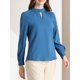 thumbnail image 5 of Blusa de botón con cuello de pie y pliegues para mujer INSPIRE CHIC XL azul pavo real, 5 of 7
